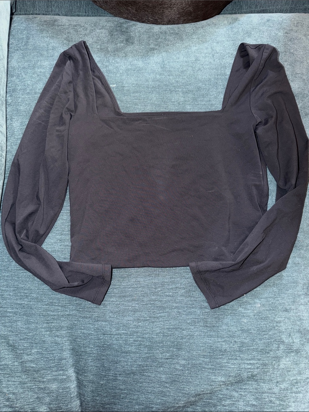 Aritzia Black Square-Neck Long Sleeve Crop Top